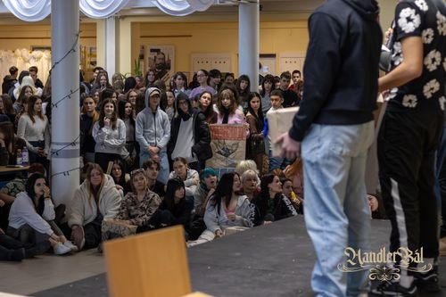 Diáknap a Handlerban